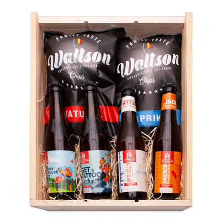 Houten kistje "Belgian Legends bieren, Bucket List bieren en Waltson chips"